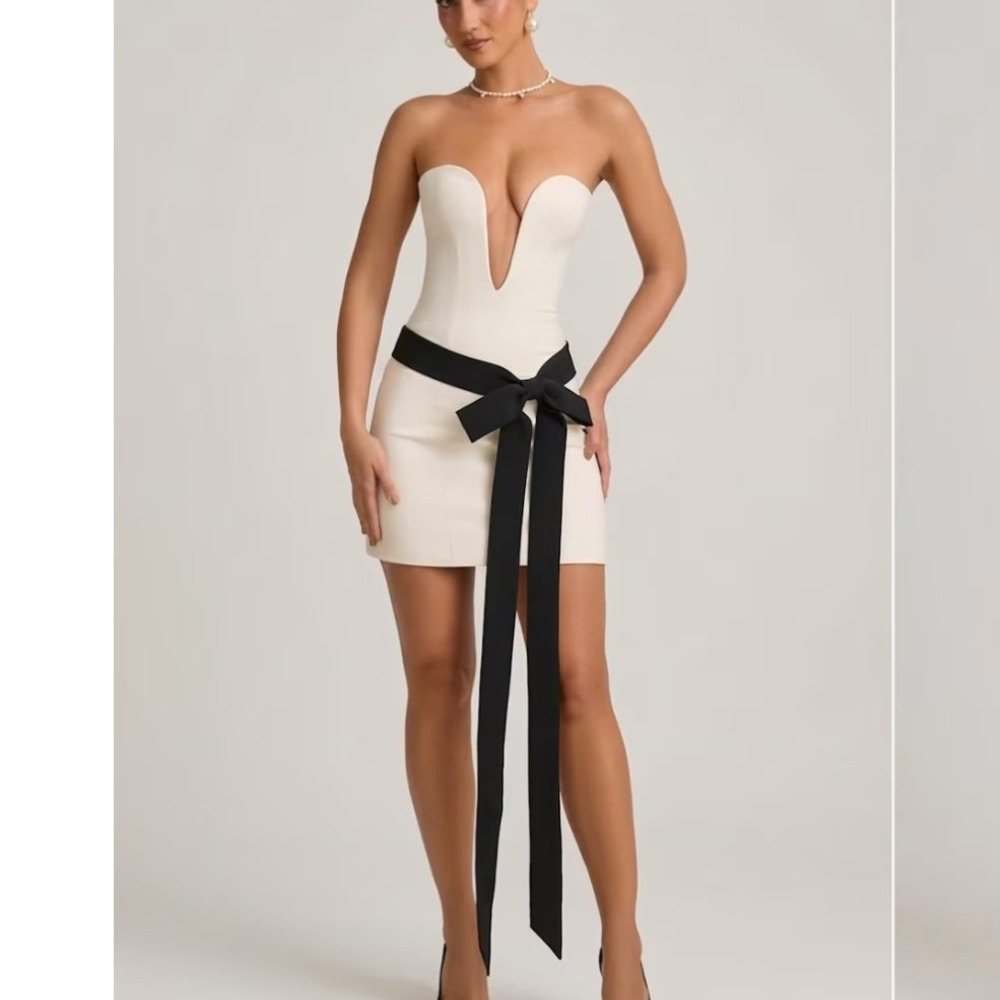 Oh Polly‎ Neva Strapless Bow Detail A-Line Mini Dress Ivory White Black Size 8